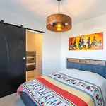 Vila Avec Piscine Exterieur