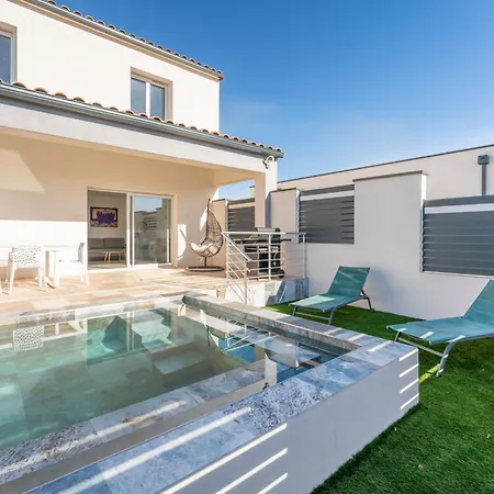 Avec Piscine Exterieur