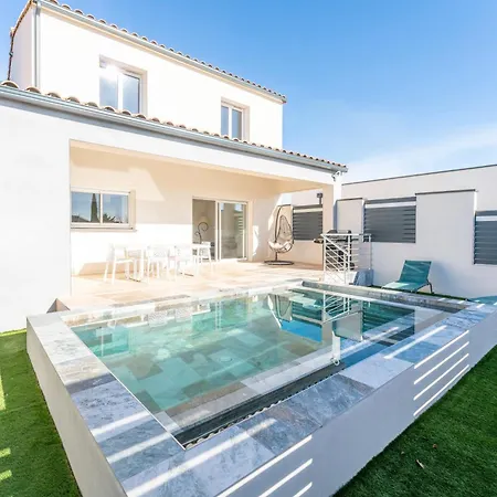 Avec Piscine Exterieur *