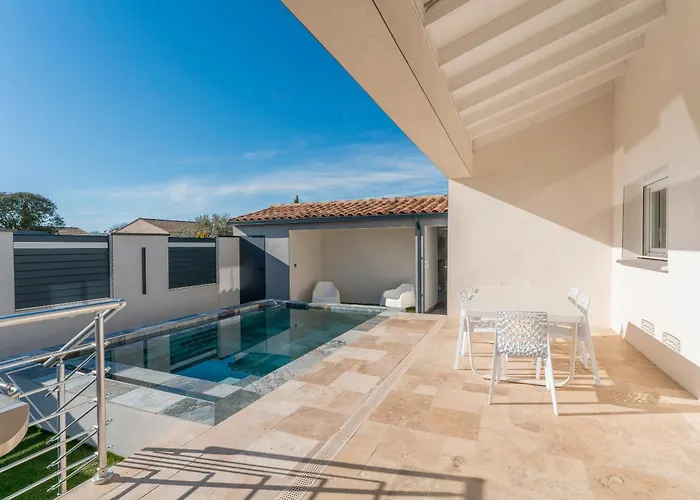 Avec Piscine Exterieur Villa